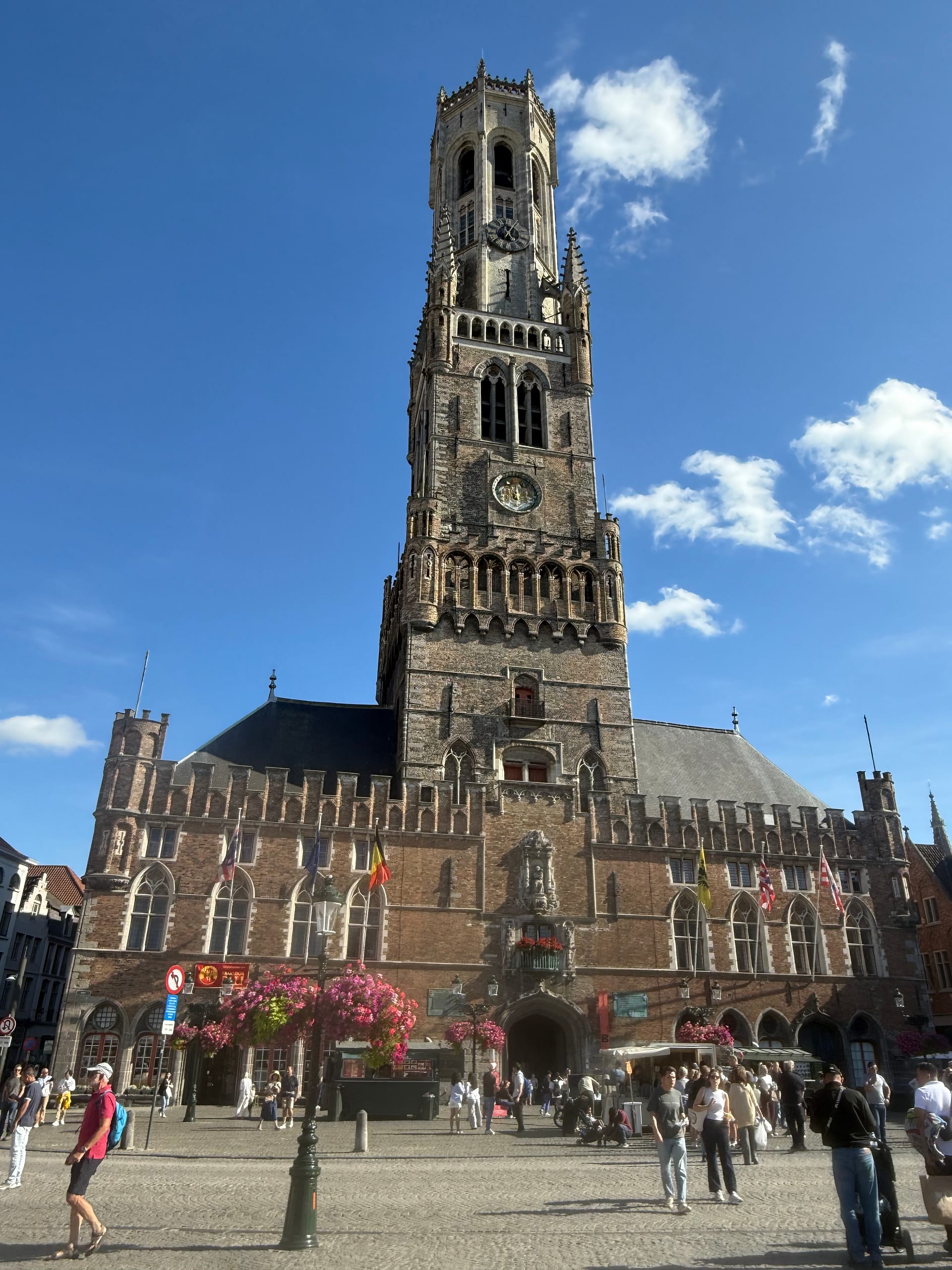 Campanario Belfort de Brujas Campanario Belfort en la Grote Markt de Brujas