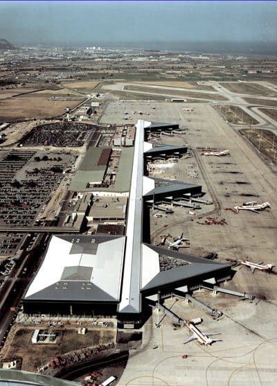 Aeropuerto de Barcelona vista aérea de la terminal Aeropuerto de Barcelona, vista aérea de la terminal